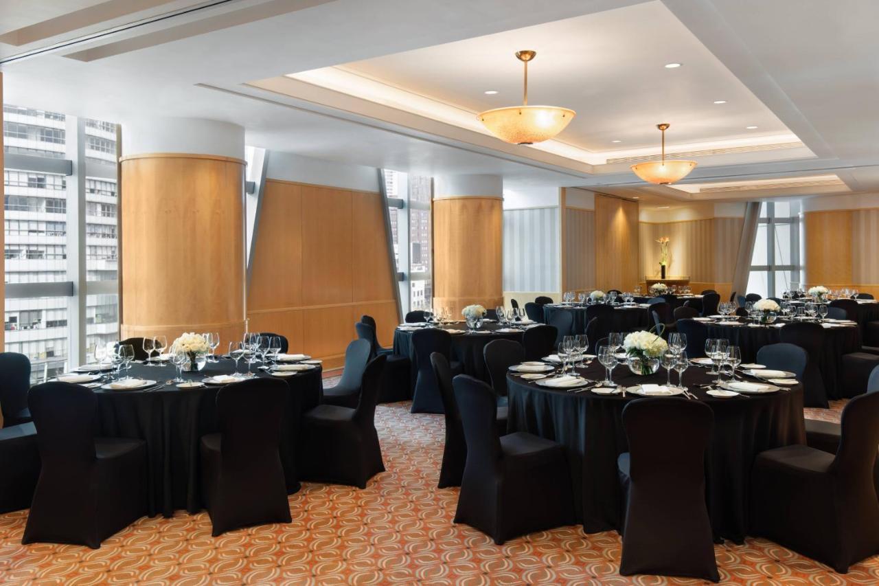 Jw Marriott Shanghai At Tomorrow Square Екстериор снимка